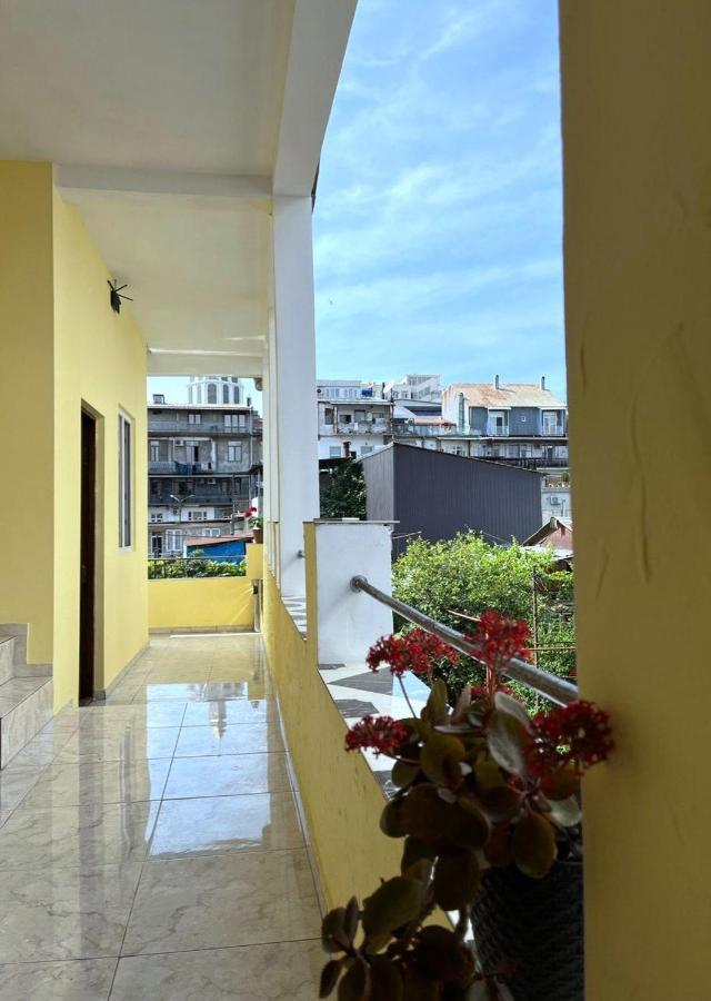 Old Clty Hotel Batumi Exterior photo